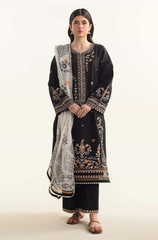 Coco By Zara Shahjahn - 3 Piece-Dhanak Embroidered Suit - SB0180