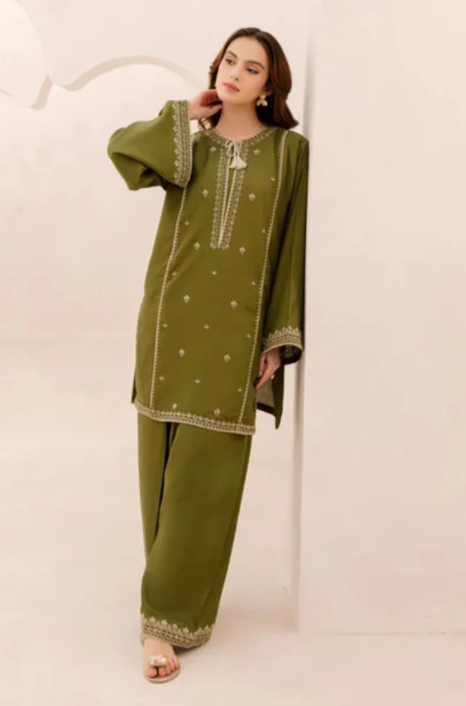 AGHA NOOR - Winter 2PC Dhanak Embroidered Suit - SS0460