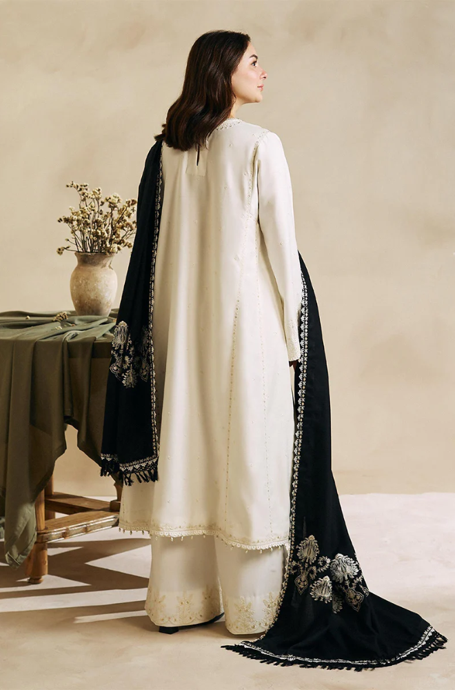 ZARA SHAHJAHAN - Winter 3Pcs Dhanak Embroidered Suit - SU0059