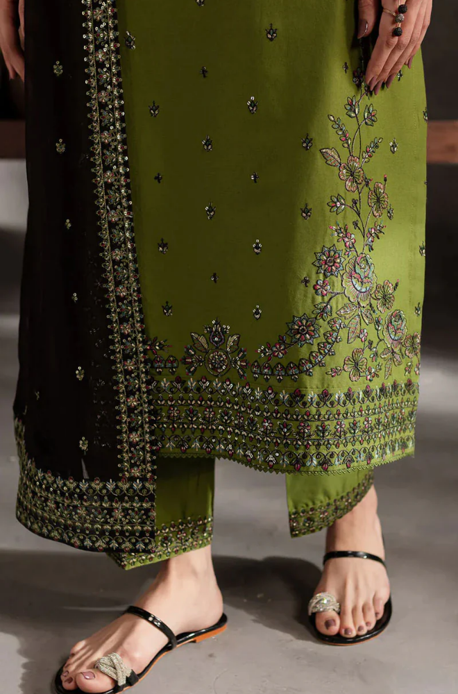 Batik - Winter 3PC Dhanak Embroidered Suit - SS0452