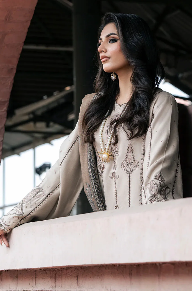 IZEL - Winter 3PC Dhanak Embroidered Suit - SS0505