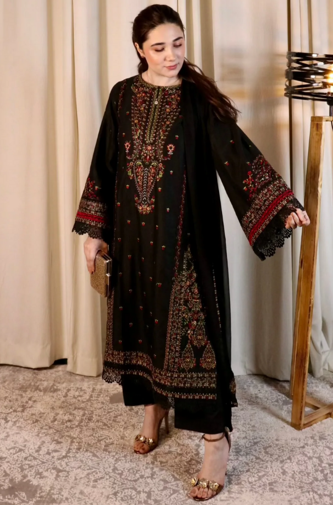 Zara Shahjahan - Winter 3PC Dhanak Embroidered Suit - SS0453