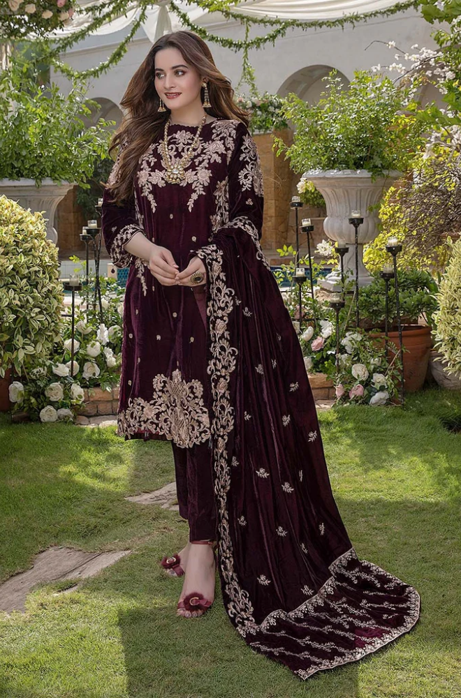 Boraque - Velvet 3 Pcs Velvet Embroidered Suit - SB0169