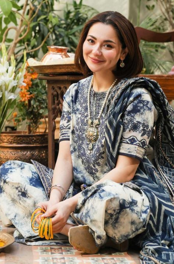 Sapphire - Winter 3PC khaddar Digital Printed Suit- SS0121