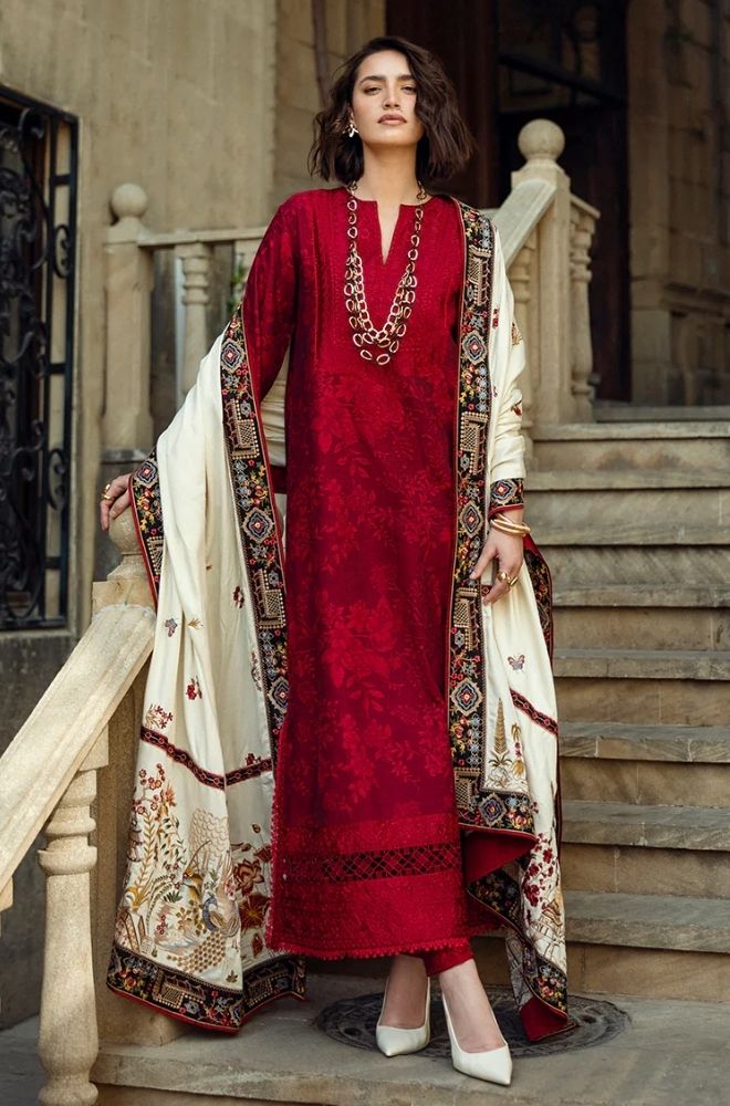 Bareeze- Winter 3PC Dhanak Embroidered Suit - SS0471