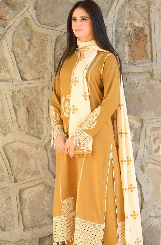 Maria .B. - Winter 3PC Dhanak Embroidered Suit - SS0455