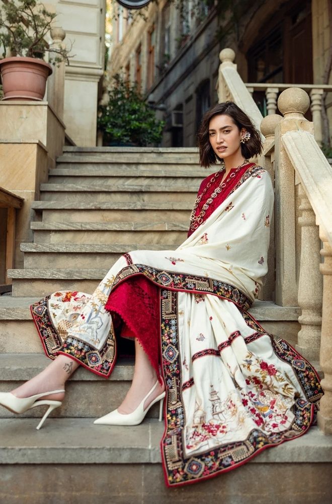 Bareeze- Winter 3PC Dhanak Embroidered Suit - SS0471