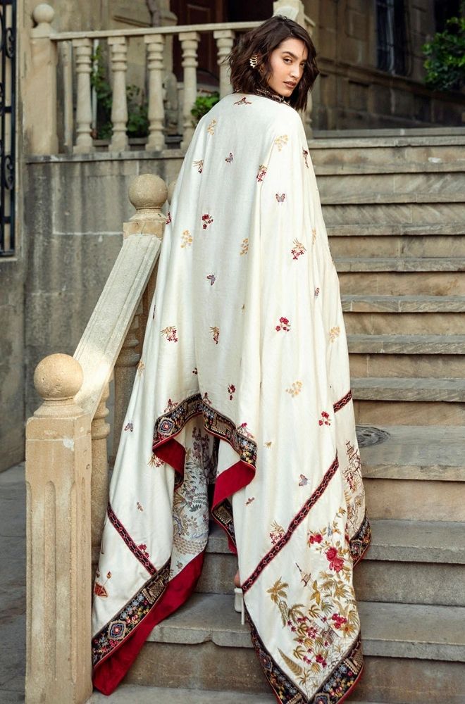 Bareeze- Winter 3PC Dhanak Embroidered Suit - SS0471