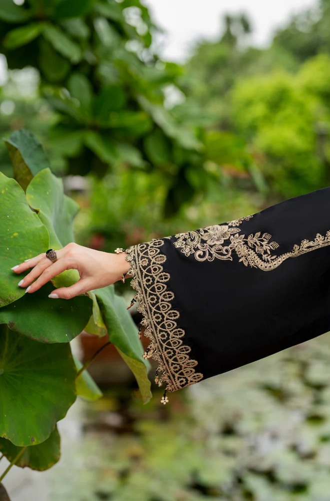 BAROQUE - Winter 3PC Dhanak Embroidered Suit - SS0485