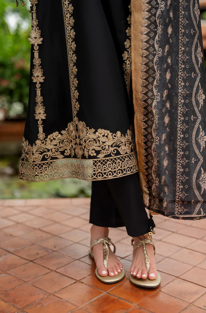 BAROQUE - Winter 3PC Dhanak Embroidered Suit - SS0485