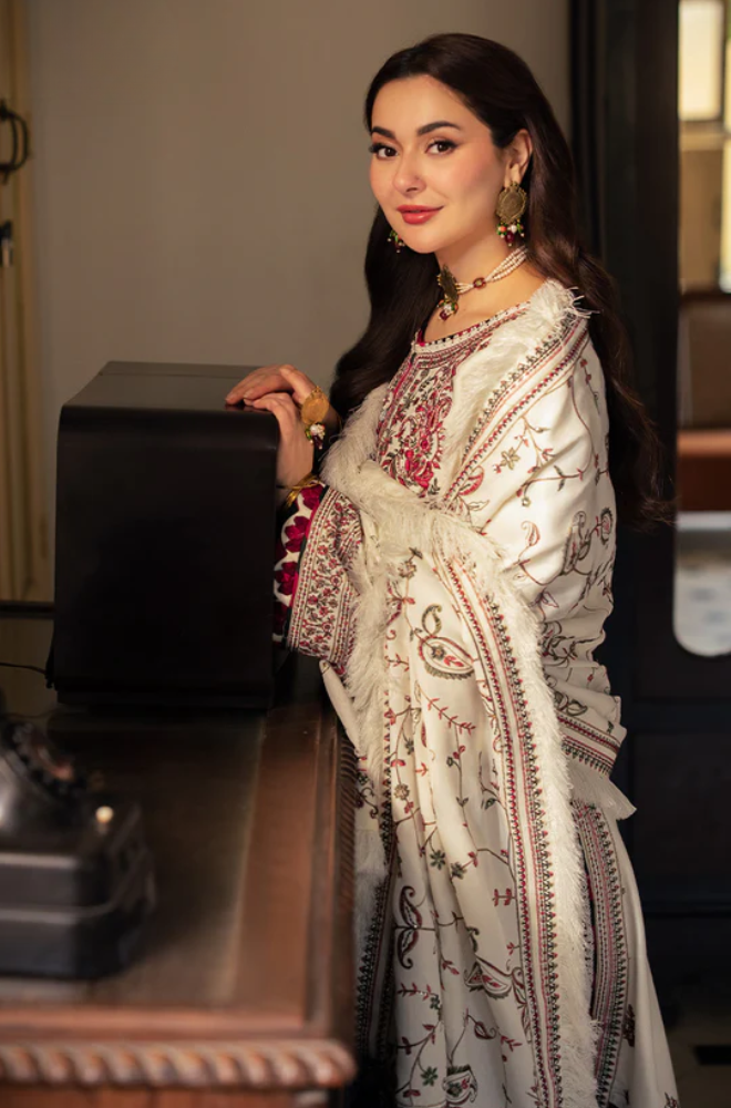 ASIM JOFA - Winter 3PC Dhanak Embroidered Suit - SS0488