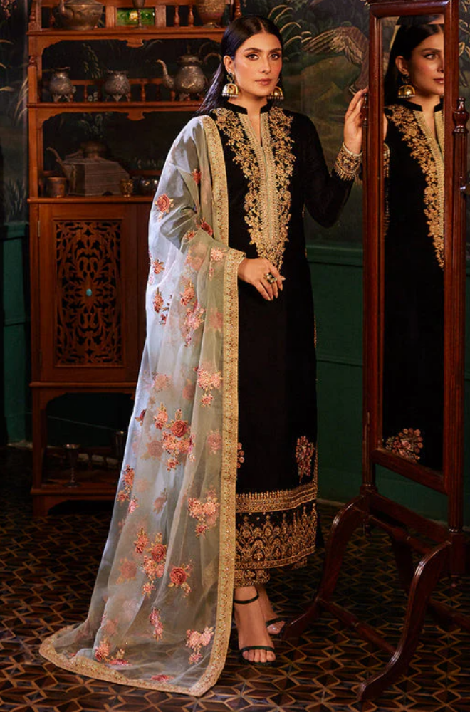 Barouqe - Winter 3PC Velvet Embroidered Suit - SS0535