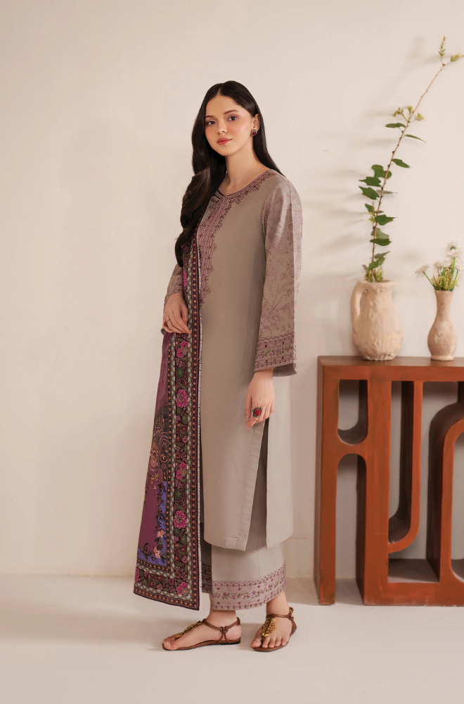 Garnet - Winter 3PC Dhanak Embroidered Suit - SS0232