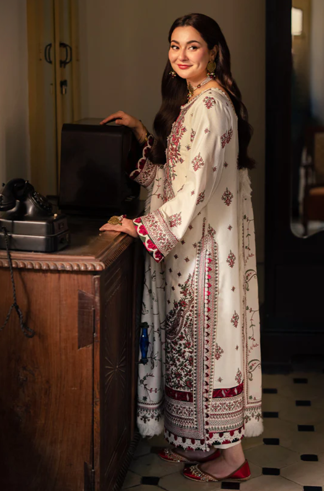 ASIM JOFA - Winter 3PC Dhanak Embroidered Suit - SS0488