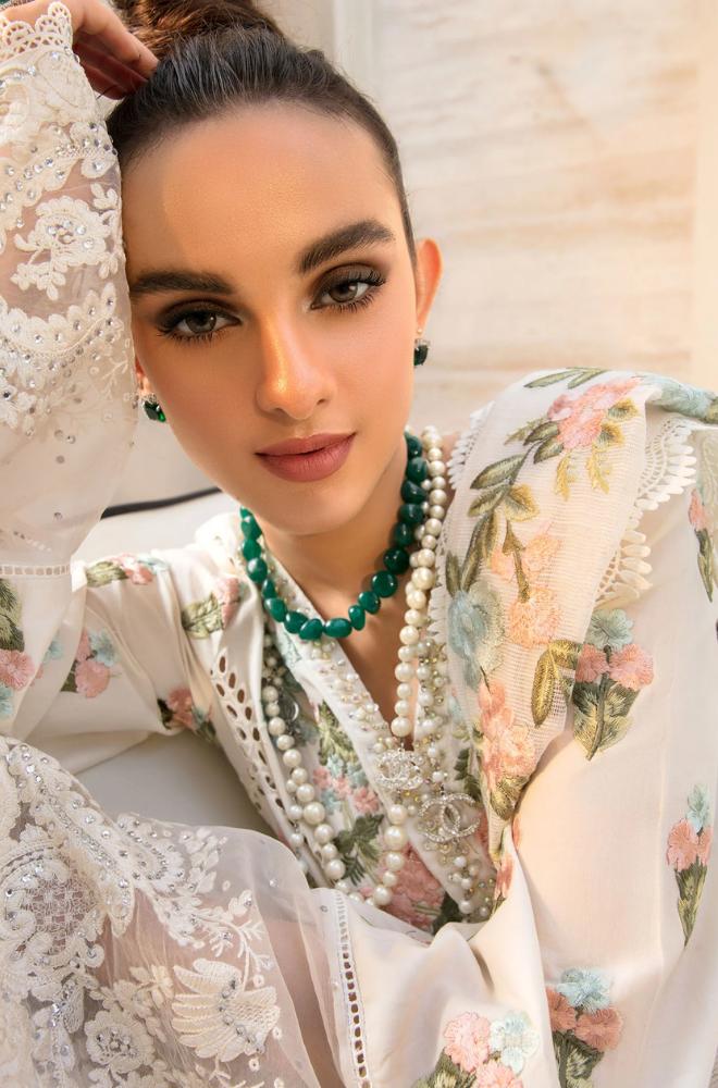 Crimson - Winter 3Pcs Dhanak Embroidered Suit - SB0017