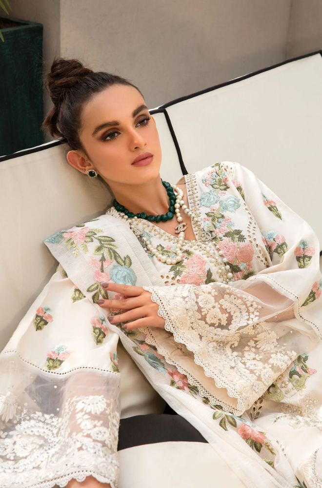 Crimson - Winter 3Pcs Dhanak Embroidered Suit - SB0017